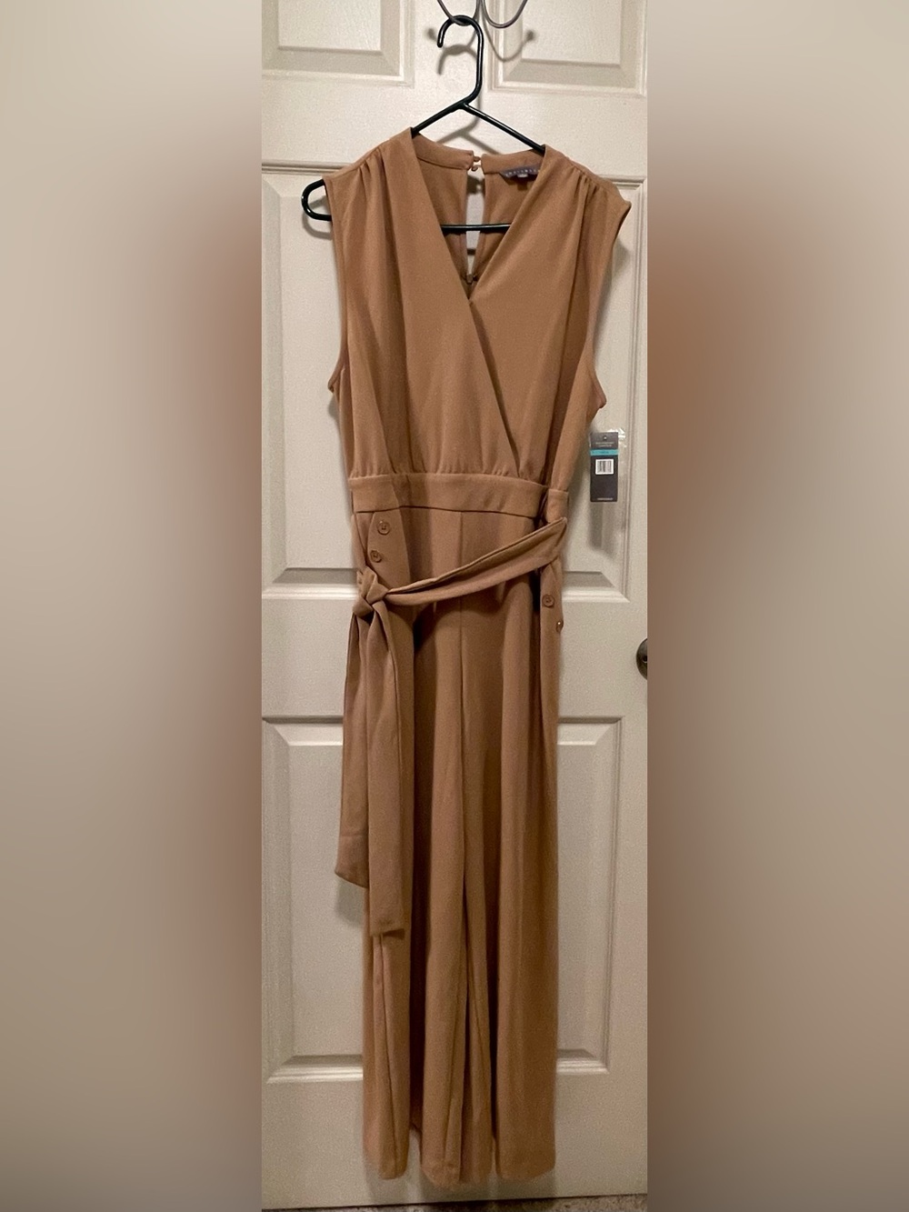 🆕NWT Sharagano Crepe Surplice Wide-Leg Jumpsuit
